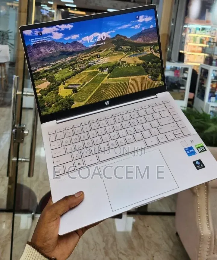New Laptop HP 16GB Intel Core i5 SSD 512GB