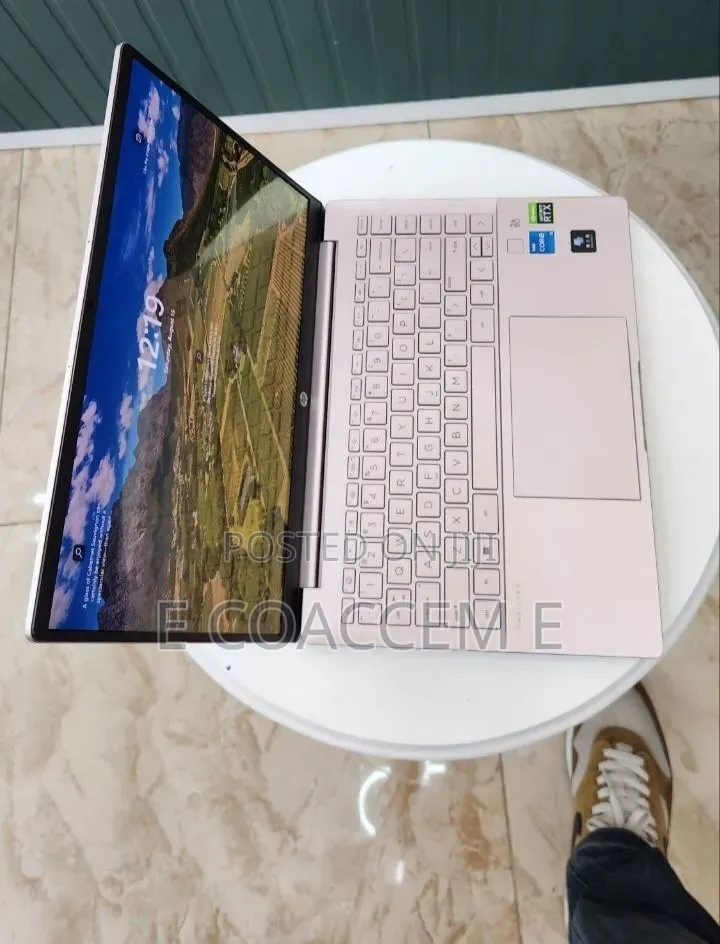 New Laptop HP 16GB Intel Core i5 SSD 512GB