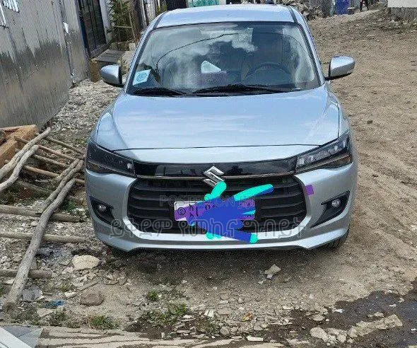 Suzuki Dzire 2025 Silver