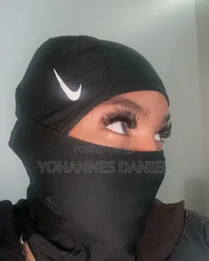 Nike Pro Ski Mask – Sports Balaclava & Neck Cover