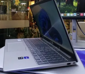 New Laptop HP Stream Notebook 16GB Intel Core i7 SSD 1T