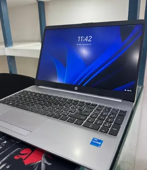 New Laptop HP Stream Notebook 8GB Intel Core i5 SSD 512GB