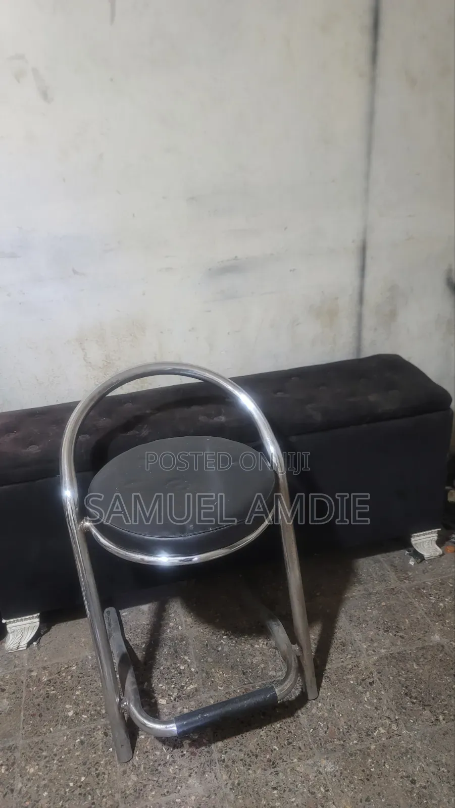 Guset Chair