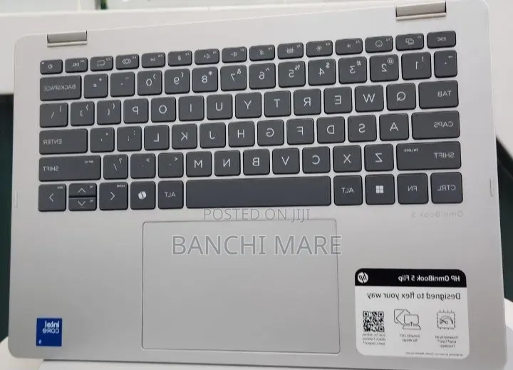 New Laptop HP OmniBook 5 14" 8GB Intel Core 5 SSD 512GB