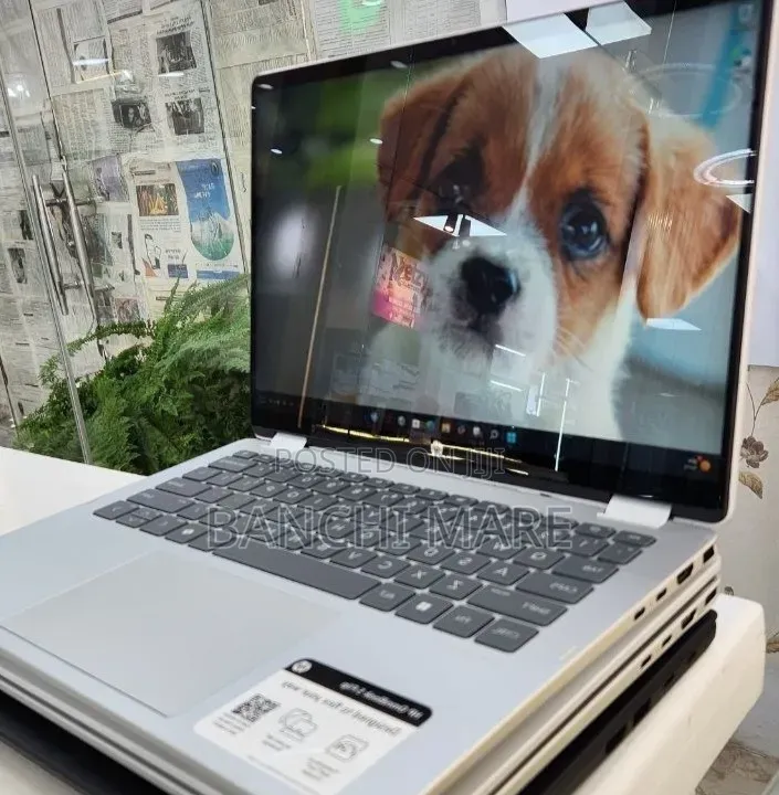 New Laptop HP OmniBook 5 14" 8GB Intel Core 5 SSD 512GB