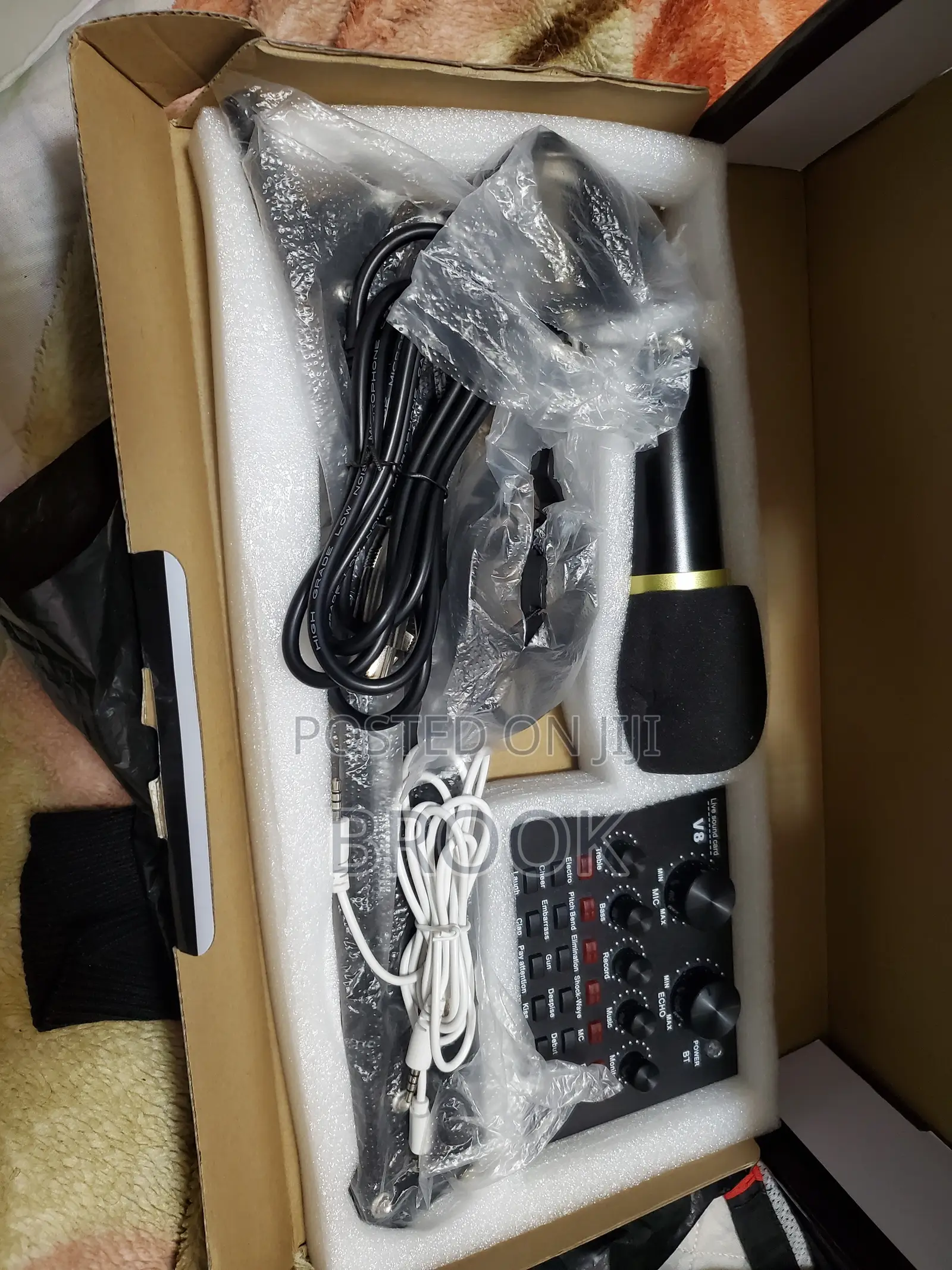 Microphone