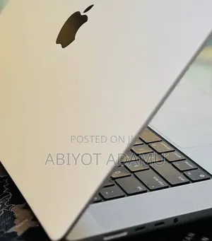 New Laptop Apple MacBook Pro 2021 M1 Max 32GB Apple M1 SSD 1T