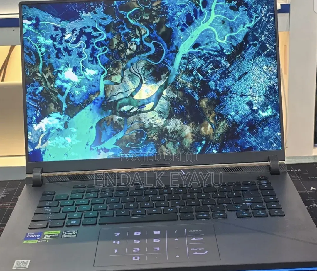New Laptop Asus ROG Strix G15 16GB Intel Core i9 SSD 1T
