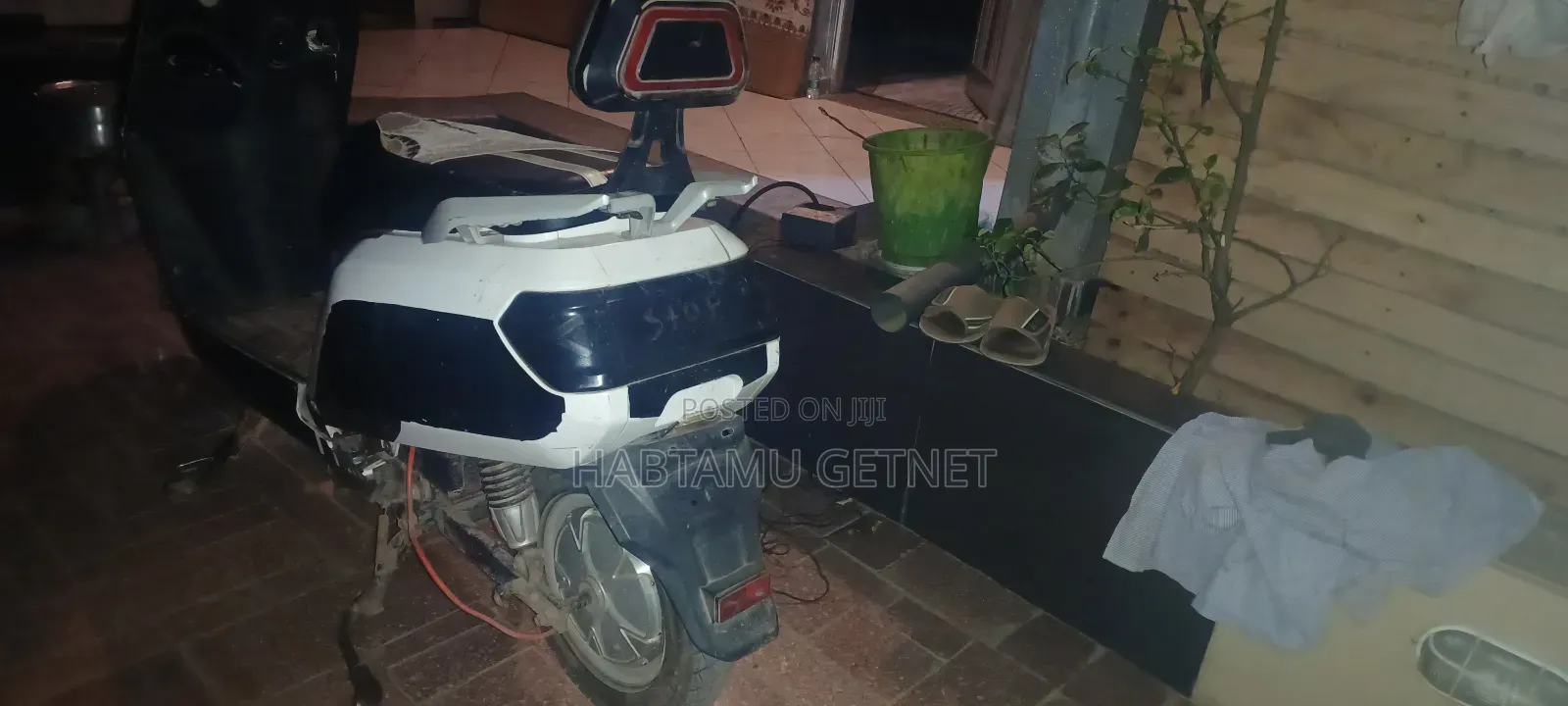 Piaggio Scooter 2021 White