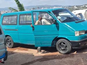 Volkswagen Transporter 1997 Green