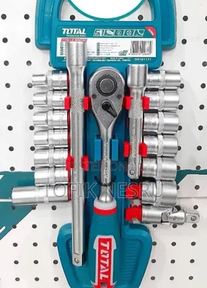 Total 17pcs Socket Wrench Set