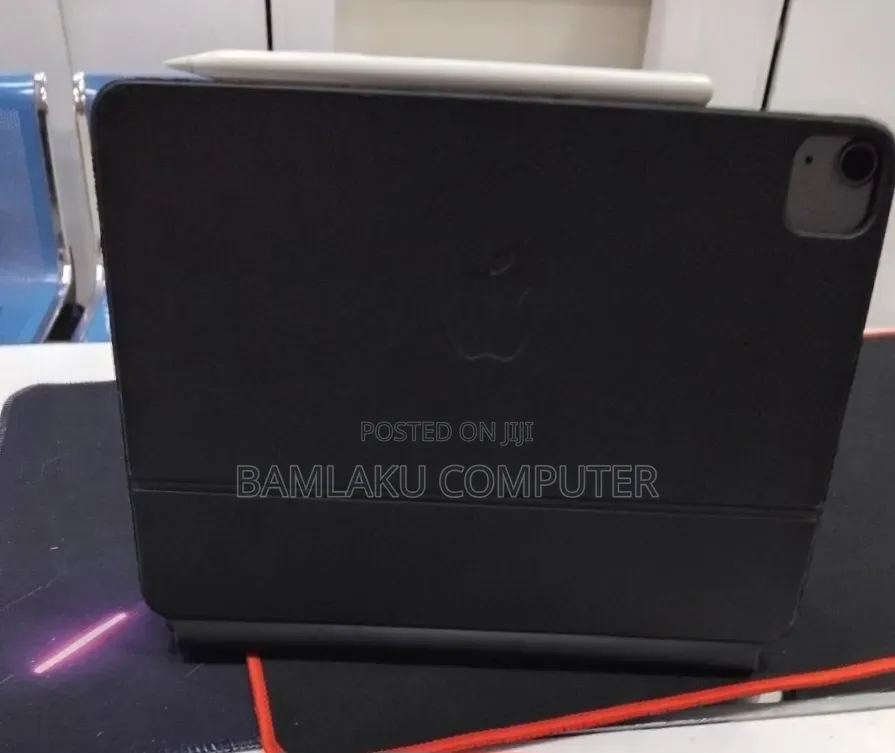 New Apple iPad Air (2022) 256 GB