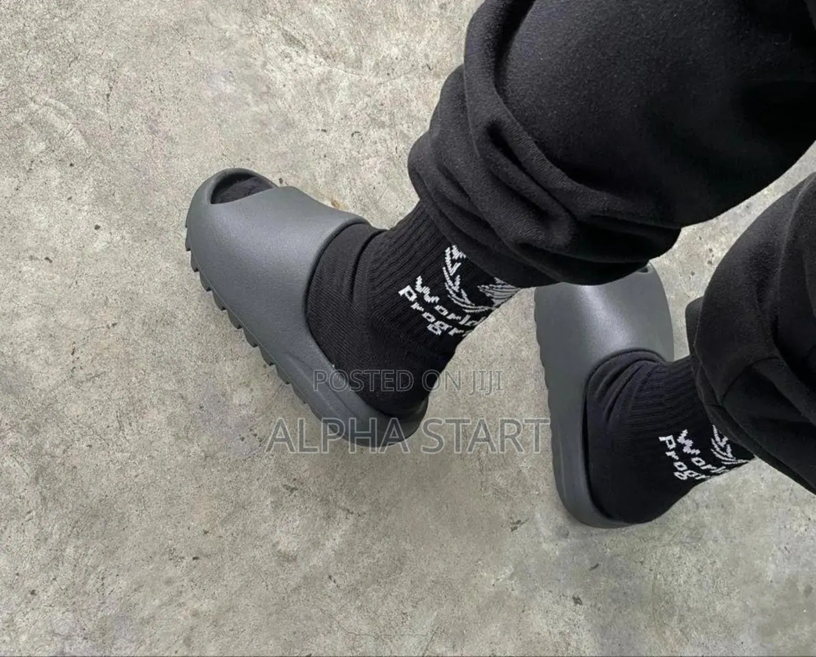 Yeezy Slide Slipper Master Quality Shoes for You