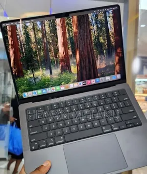 New Laptop Apple MacBook Pro 2023 M3 Pro 18GB Apple M3 Pro SSD 512GB