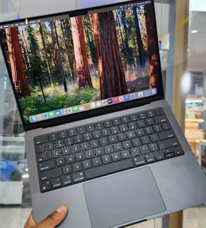 New Laptop Apple MacBook Pro 2023 M3 Pro 18GB Apple M3 Pro SSD 512GB