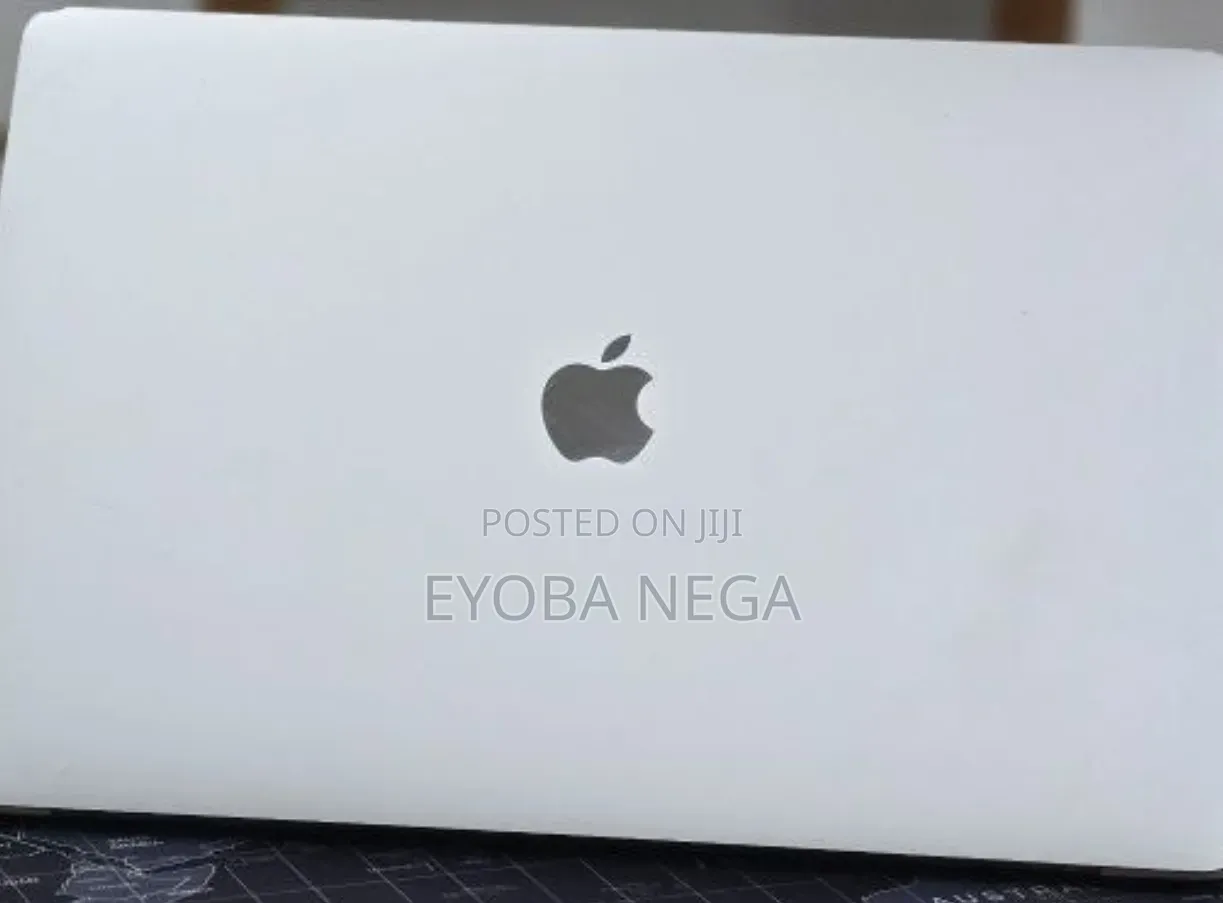New Laptop Apple MacBook Pro 2017 16GB Intel Core i7 SSD 512GB