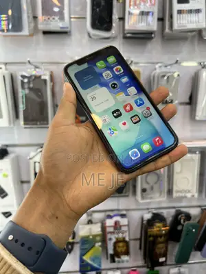 Apple iPhone 11 64 GB