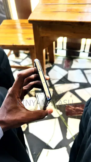 Samsung Galaxy S10 5G 512 GB Black