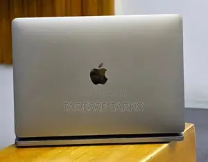 New Laptop Apple MacBook Pro 2019 16GB Intel Core i5 SSD 512GB