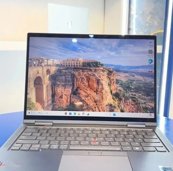 New Laptop Lenovo ThinkPad X1 Yoga 16GB Intel Core i7 SSD 512GB