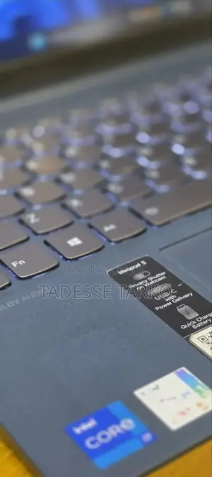 New Laptop Lenovo IdeaPad 520 16GB Intel Core i7 SSD 512GB