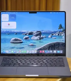 New Laptop Apple MacBook Pro 2021 M1 32GB Apple M1 Pro SSD 512GB