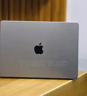 New Laptop Apple MacBook Pro 2021 M1 32GB Apple M1 Pro SSD 512GB