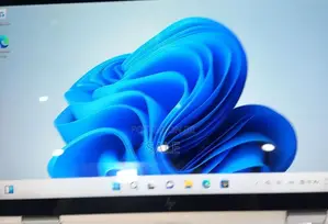 New Laptop HP EliteBook x360 1030 G4 16GB Intel Core i5 SSD 512GB