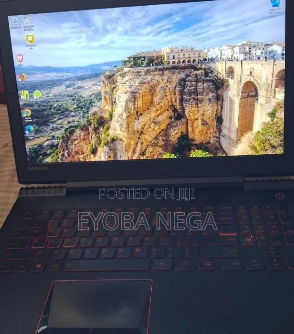 Laptop Lenovo IdeaPad 110S 16GB Intel Core i7 HDD+SSD 1.5T