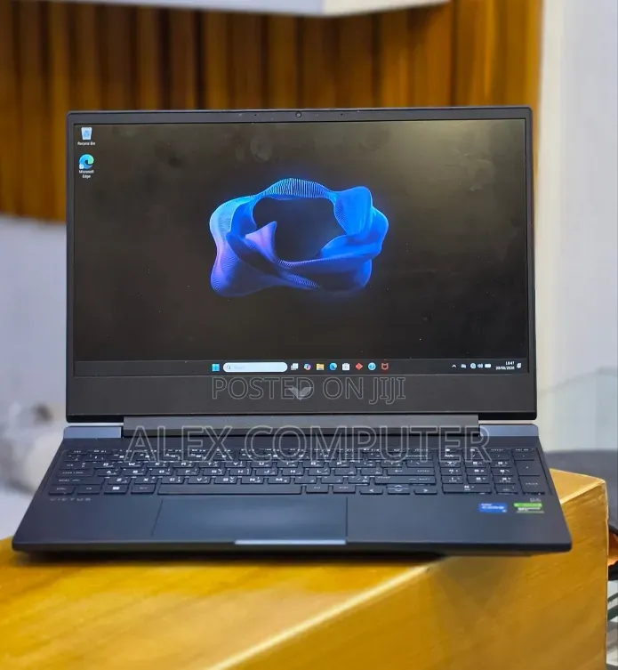 New Laptop HP Victus 15 16GB Intel Core i5 SSD 512GB