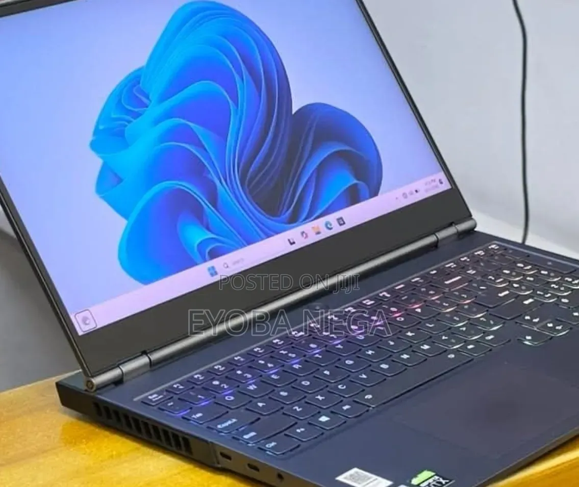 New Laptop Lenovo Legion 7 16GB Intel Core i7 SSD 512GB