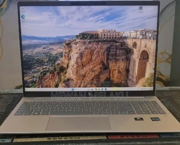 New Laptop HP Pavilion 15 16GB Intel Core i7 SSD 1T