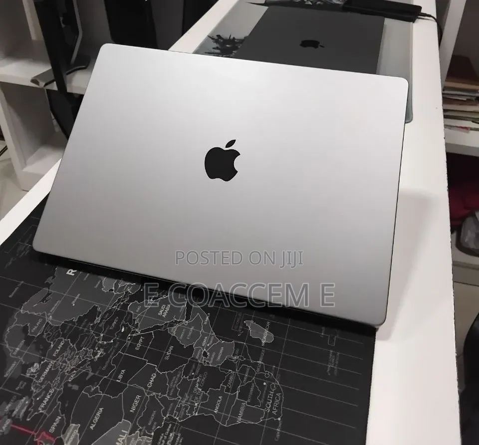 New Laptop Apple MacBook 16GB SSD 512GB
