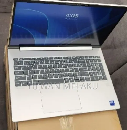 New Laptop HP ProBook 460 G11 16GB Intel Core Ultra 7 SSD 512GB