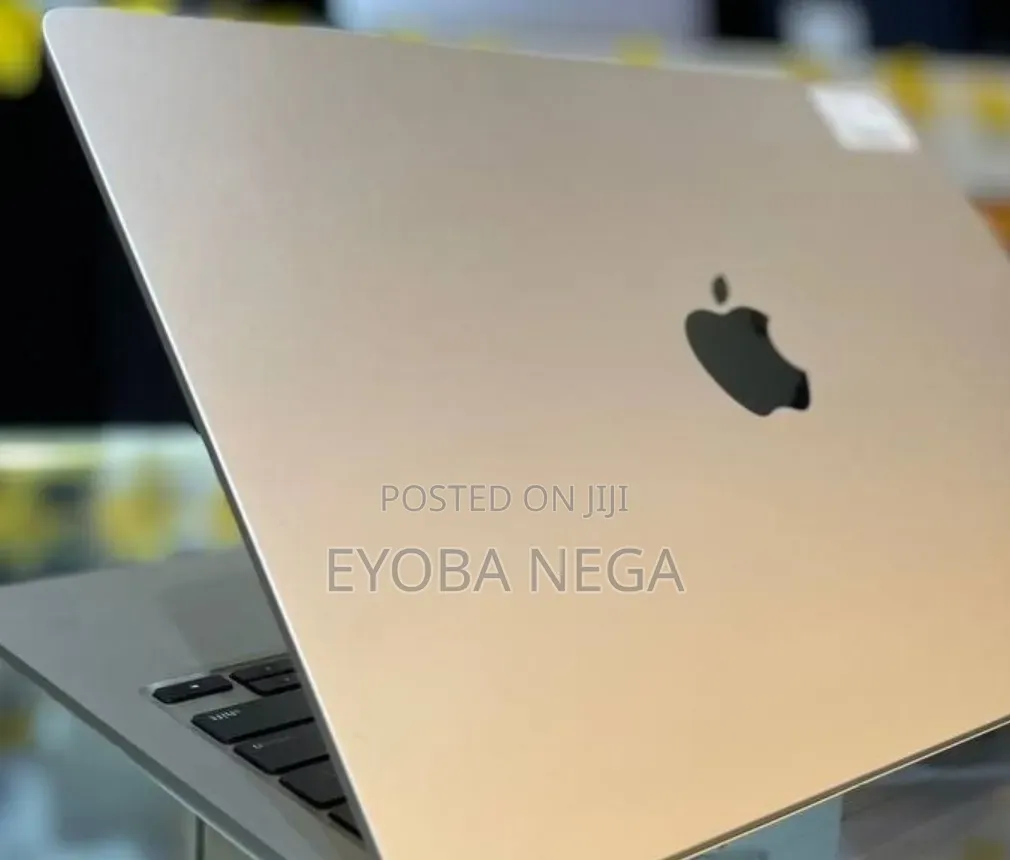 New Laptop Apple MacBook Air 2025 M4 16GB Apple M4 SSD 512GB