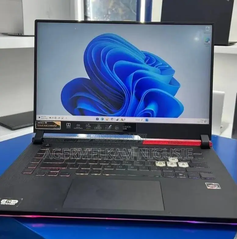 New Laptop Asus ROG Strix G15 16GB AMD Ryzen 9 SSD 512GB