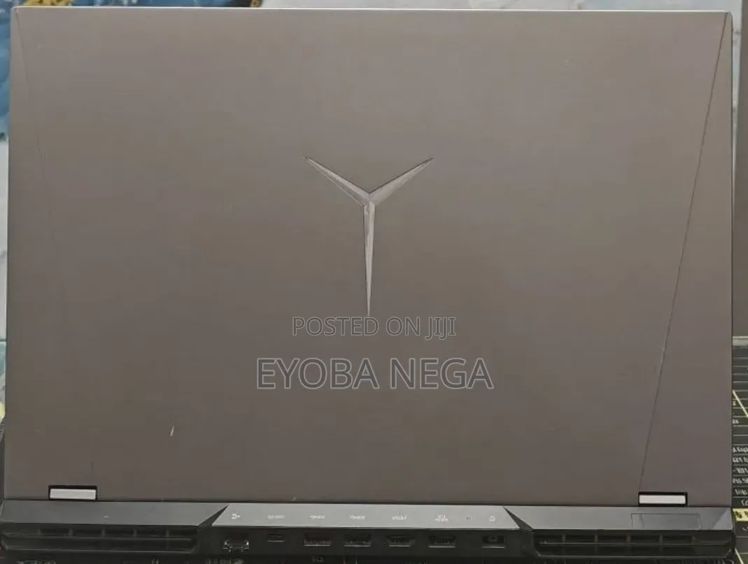 New Laptop Lenovo Legion 5 16GB AMD Ryzen 7 SSD 512GB