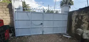 2bdrm Villa in Cmc 475Sqm2 House, Yeka for sale