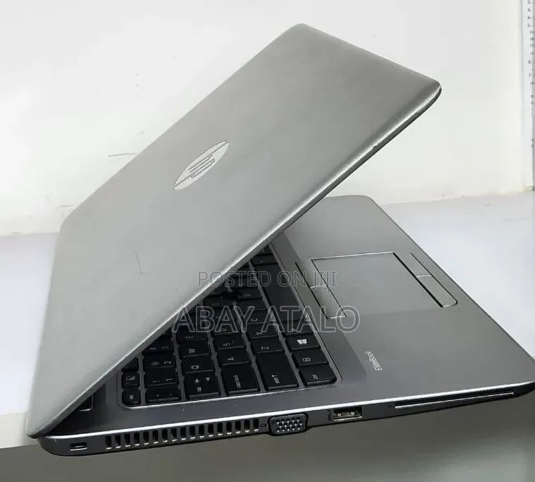 New Laptop HP EliteBook 840 G4 8GB Intel Core i7 SSD 256GB