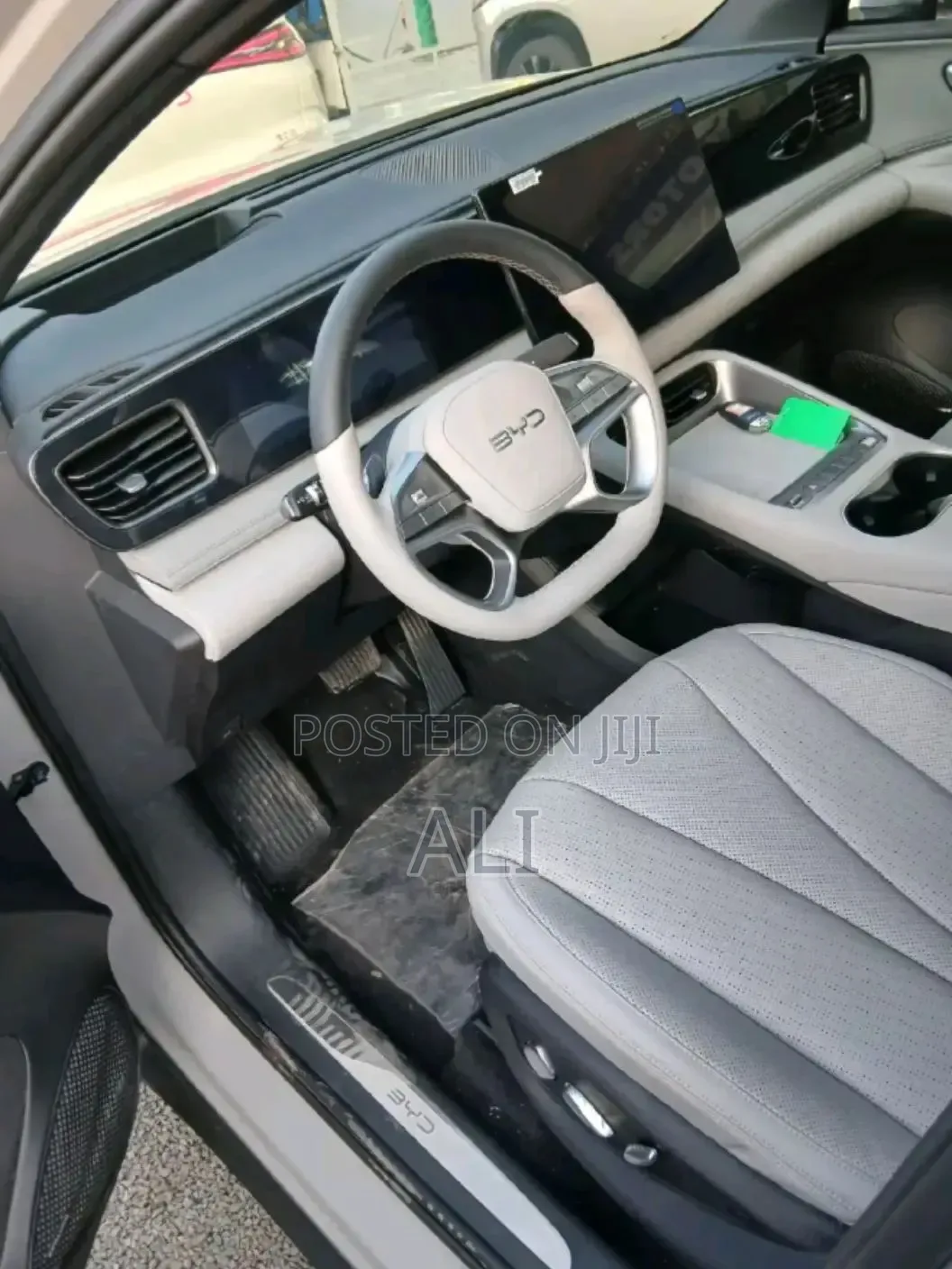 New BYD Sealion 06 EV 2025 Beige