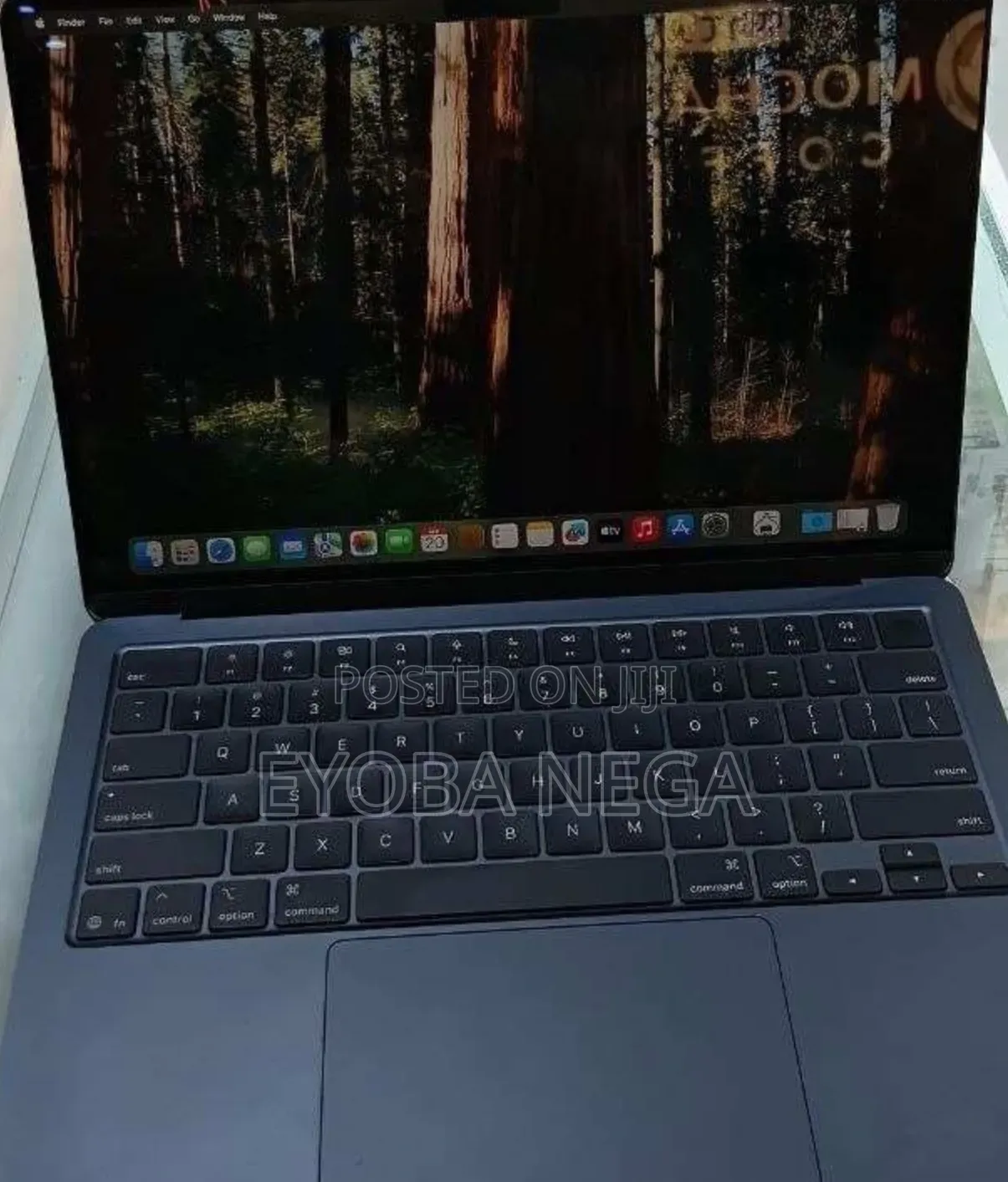New Laptop Apple MacBook Air 2025 M4 16GB Apple M4 SSD 256GB