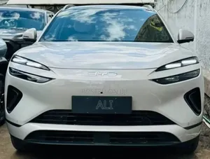 New BYD Sealion 06 EV 2025 Off white
