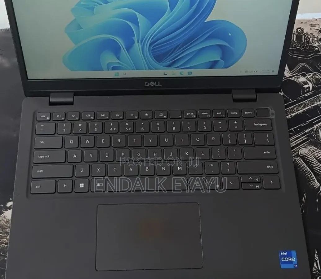 New Laptop Lenovo 16GB Intel Core i7 SSD 512GB