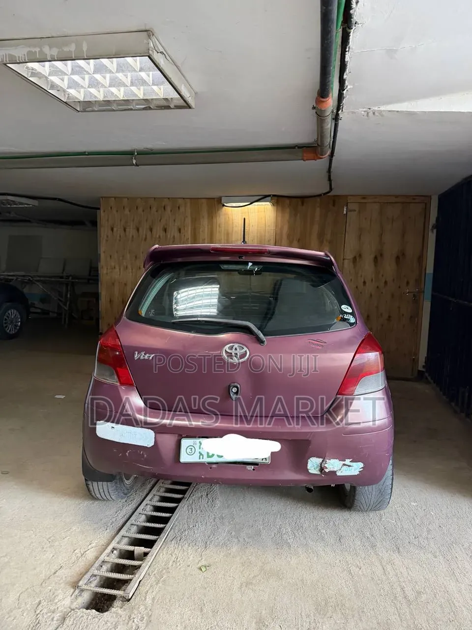Toyota Yaris 2010 Burgundy