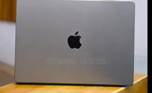 New Laptop Apple MacBook Pro 2021 M1 32GB Apple M1 Pro SSD 512GB