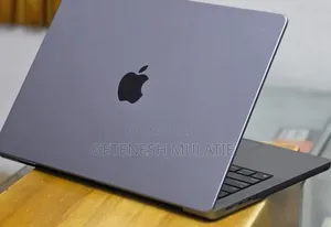 New Laptop Apple MacBook Pro 2021 M1 32GB Apple M1 Pro SSD 512GB