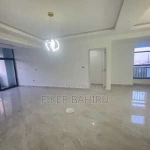 5bdrm Apartment in Addis Abeba, Kirkos for rent