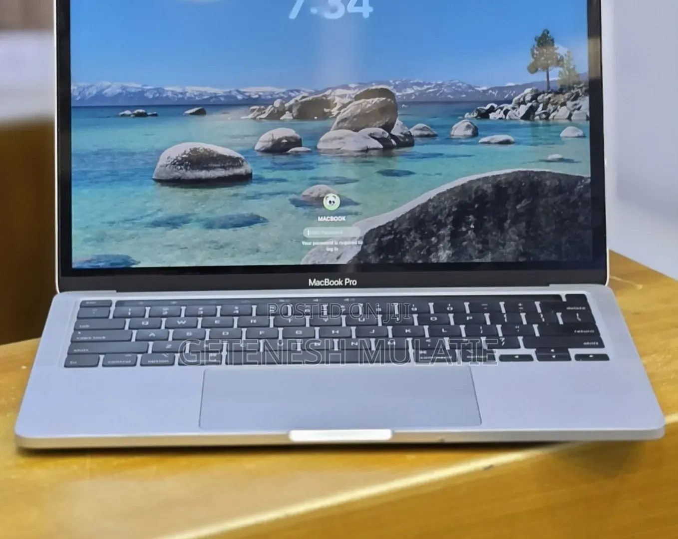 New Laptop Apple MacBook Pro 2020 32GB Intel Core i7 SSD 512GB