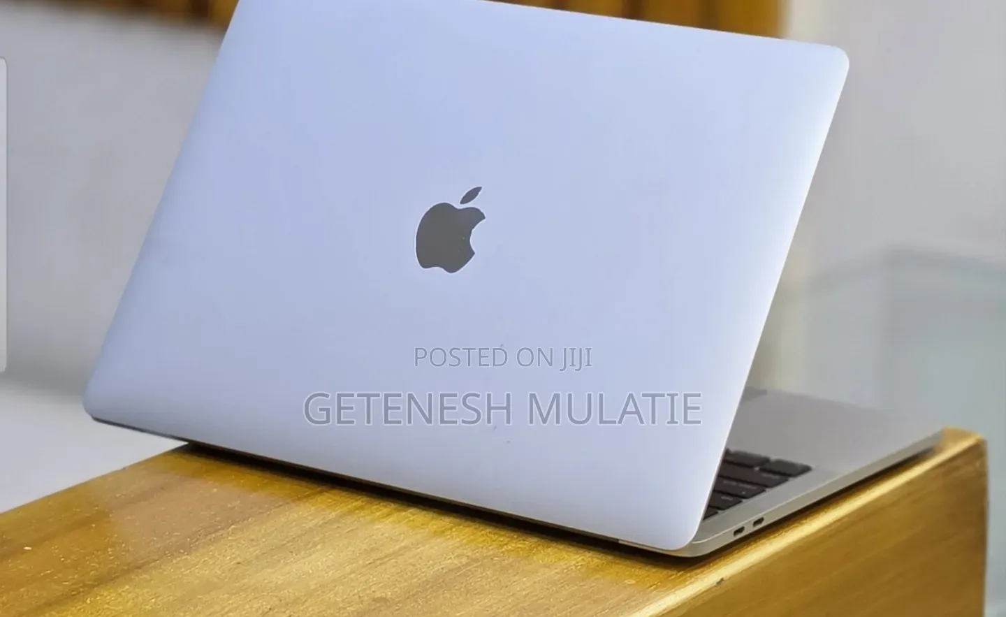 New Laptop Apple MacBook Pro 2020 32GB Intel Core i7 SSD 512GB
