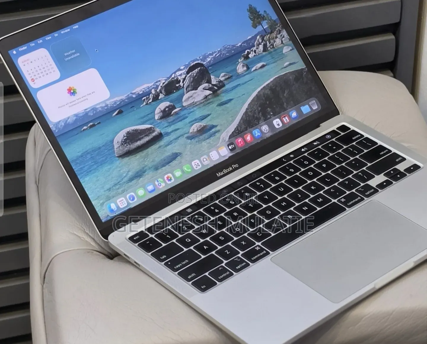 New Laptop Apple MacBook Pro 2020 32GB Intel Core i7 SSD 512GB